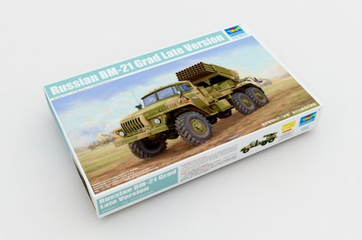 Maquette véhicule militaire : Camion lance-roquettes soviétique BM-21 Hail MRL A1 - 1:35 - Trumpeter 01014