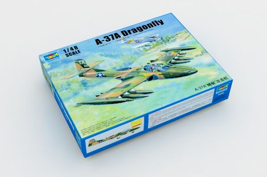 Maquette avion militaire : US A-37A "DRAGONFLY" - Vietnam 1967 - 1:48 - Trumpeter 02888