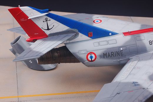 Maquette d'avion militaire : Dassault Super-Étendard - 1/48 - Kitty Hawk Model 80138