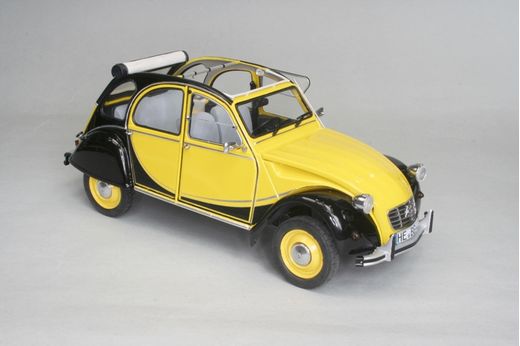 Maquette Voiture Citroen 2CV Charleston Revell jeux et jouets Royan