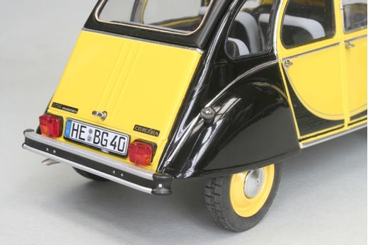 Citroën 2CV - Maquette Voiture - 67095 - Revell - Kits maquettes tout  inclus - Maquettes