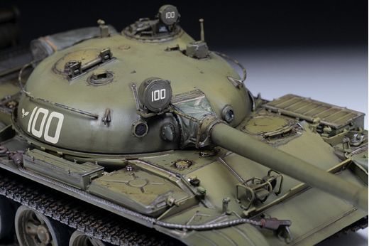 Maquette militaire : Char Soviétique T‐62 - 1/35 - Zvezda 3622 03622