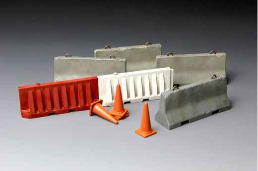 Maquettes accessoires : Ensemble de barrières en béton et plastique 1/35 - Meng SPS-012