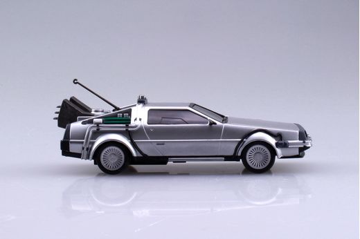 Maquette automobile : Retour vers le futur Delorean part I 1/43 - Aoshima 05475