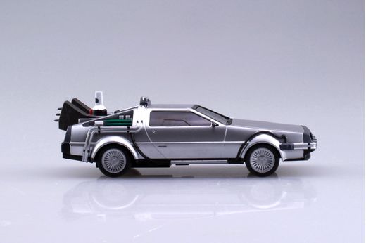 Maquette automobile : Retour vers le futur Delorean part II 1/43 - Aoshima 05476