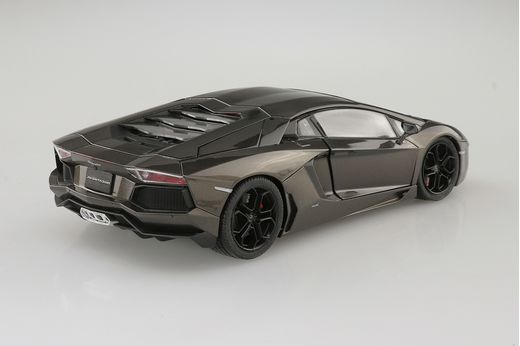 Maquette automobile : Lamborghini Adventador LP700-4 1/24 - Aoshima 05864