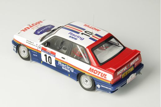 Maquette automobile : BMW M3 Tour de corse 1987 1/24 - Nunu BX24029