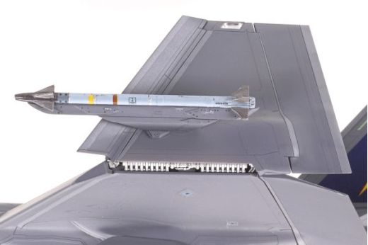 Maquette avion militaire : Lockheed Martin F-35C Lightning II 1/72 - Tamiya 60794