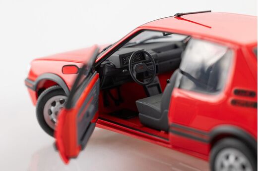Maquette voiture de collection : Peugeot 205 GTI 1/24 - Heller 82705