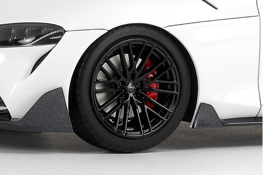 Maquette voiture : Toyota GR Supra Custom 1/24 - Tamiya 24371