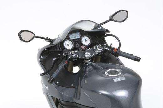 Maquette moto : Kawasaki ZZR 1400 - 1/12 - Tamiya 14111