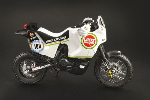 Maquette moto : Cagiva Elefant 850 Paris-Dakar 1987 - 1/48 - Italeri 4643 04643