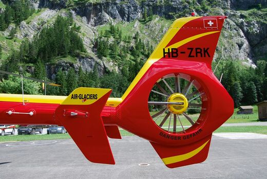 Maquette hélicoptère de transport : Starter kit Airbus EC135 Air-Glaciers - 1/72 - Revell 74986