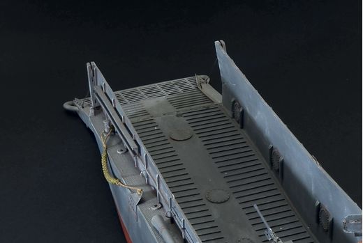 Maquette véhicule militaire : LCM 3 1/35 - Italeri 6755