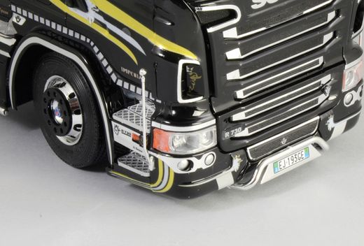 Maquette camion : Scania R730 V8 Topline “Imperial” - 1:24 - Italeri 03883