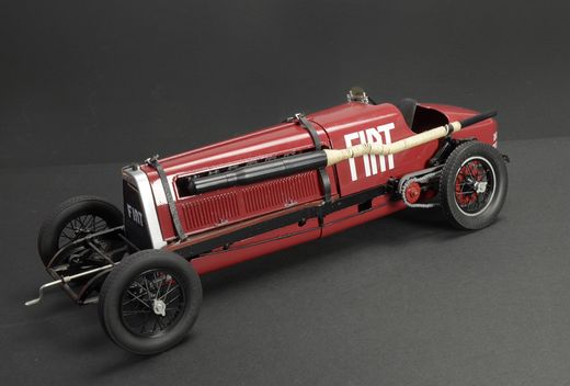 Maquette voiture de collection : FIAT Mefistofele - 1/12 - Italeri 4701