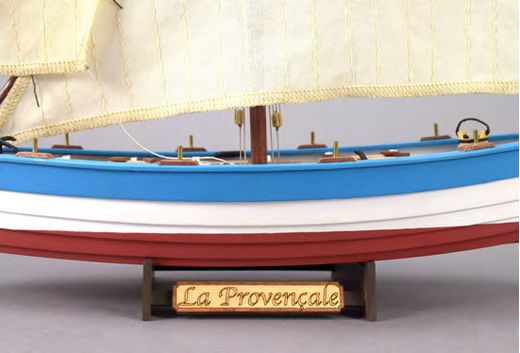 Maquette Bateau de Pêche Français en Bois La Provençale 1:20