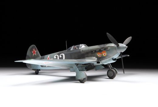 Maquette avion militaire : Yak 9D 1/48 - Zvezda 4815