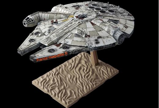 maquette BANDAI Millennium Falcon 1/144 - Revell 01211