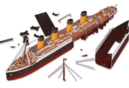 Maquette Puzzle 3D : RMS Titanic Led - Revell 0154, 154