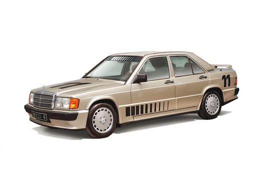 Mercedes 190 E 2.3 16V 1/24 - Italeri 3624