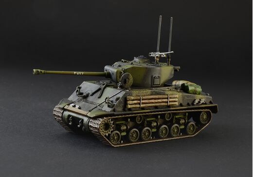 Coffret de modélisme militaire US : Starter set M4A3E8 Sherman Fury 1/56 - Italeri 75001