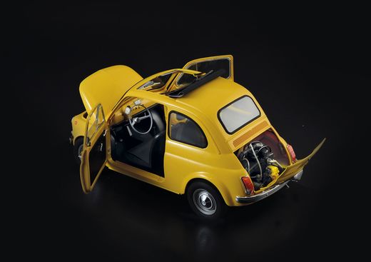 Maquette automobile : Fiat 500 F 1/12 - Italeri 4715