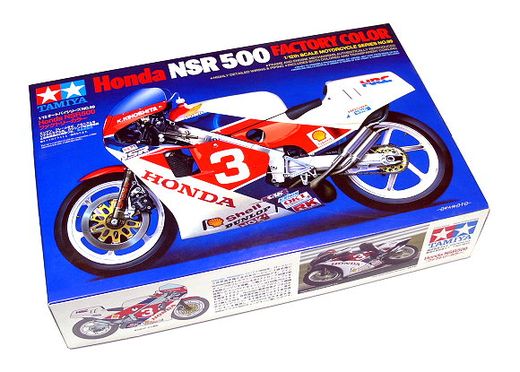 Maquette moto : Honda NSR 500 - 1/12 - Tamiya 14099
