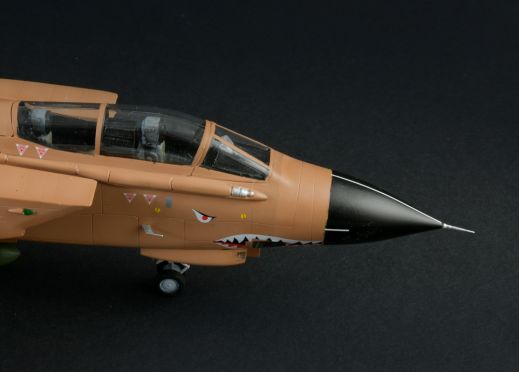 Maquette d'avion militaire : Tornado GR.1/IDS Gulf War - War Thunder 1/48 - Italeri 35107