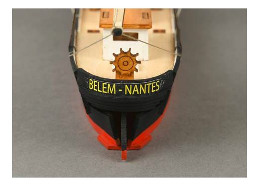 Maquette de voilier français en bois : Le Belem 1/160 - Artesania Latina 17001