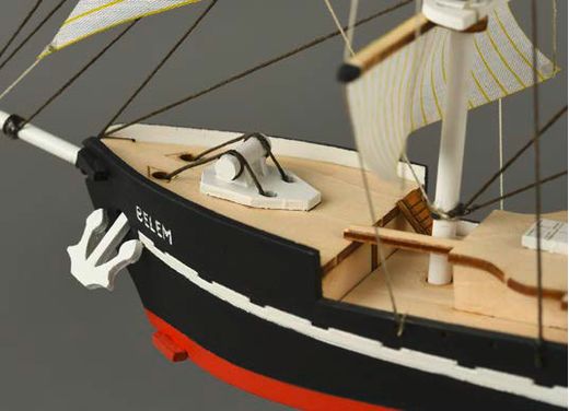 Maquette de voilier français en bois : Le Belem 1/160 - Artesania Latina 17001