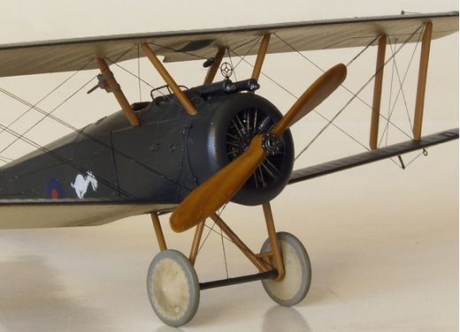 Maquette avion militaire : Sopwith F.1 Camel - par Przemyslaw Litewka (Pologne)