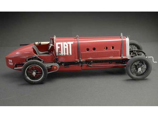 Maquette voiture de collection : FIAT Mefistofele - 1/12 - Italeri 04701