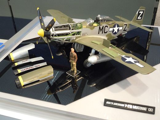 Maquette avion militaire : North American P-51D Mustang- 1/32 - Tamiya 60322