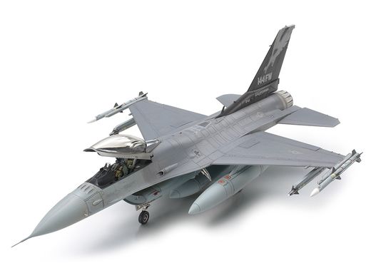 Maquette avion militaire : Lockheed F-16C (Block 25/32) - 1:48 - Tamiya 61101