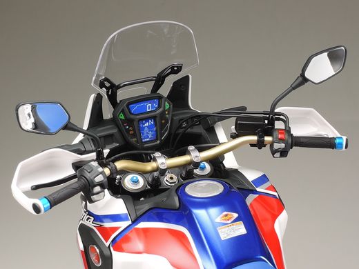 Maquette de moto : Honda Crf1000L Africa Twin - 1/6 - Tamiya 16042