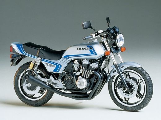Maquette moto : Honda CB750F Custom Tuned - 1/12 - Tamiya 14066