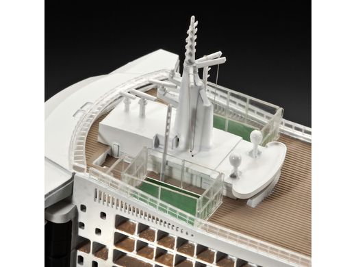 Maquette de navire de croisière : Queen Mary 2 1/700 - Revell 05231 5231