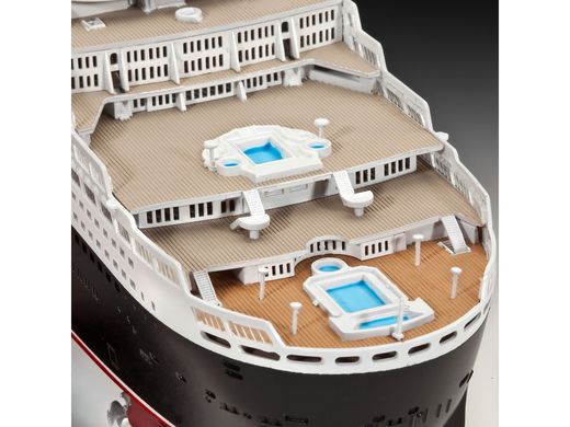 Maquette de navire de croisière : Queen Mary 2 1/700 - Revell 05231 5231