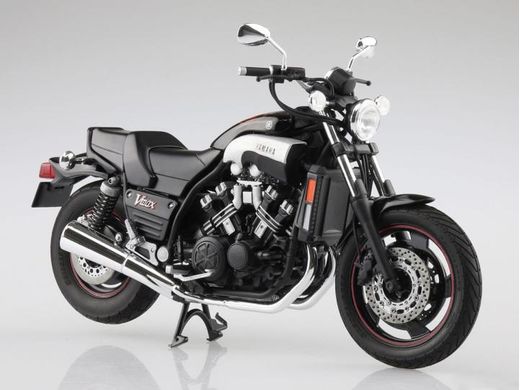 Maquette moto : Yamaha 4C4 VMAX '07 1/12 - Aoshima 06230