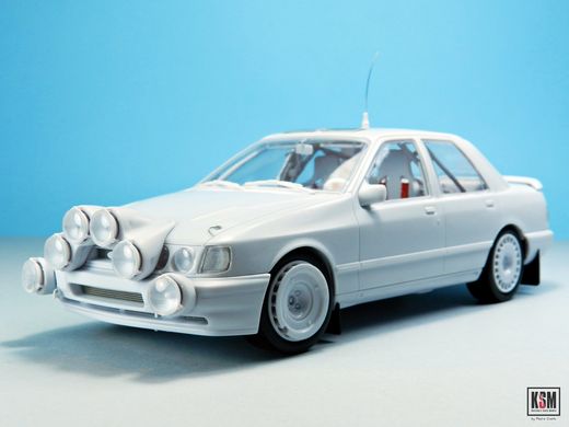 Maquette voiture : Ford Sierra Cosworth 4×4 Rallye Portugal 1992 1/24 - DM Modelkits DMK002
