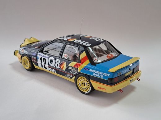 Maquette voiture : Ford Sierra Cosworth 4×4 1/24 rallye monte carlo 1991 - DM Modelkits DMK001