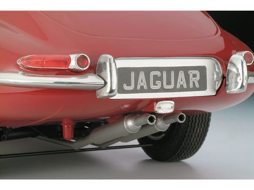 Maquette de voiture : Jaguar E-Type 1/8 - Revell 07717