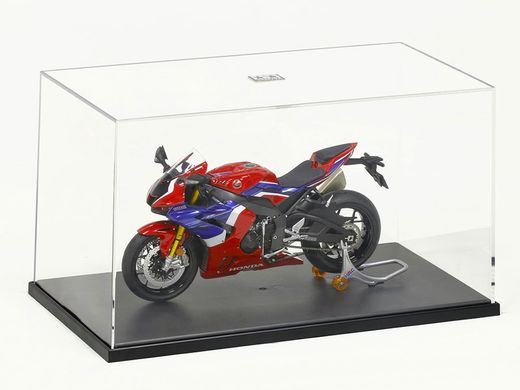 Display Case D : vitrine pour maquettes - Tamiya 73005