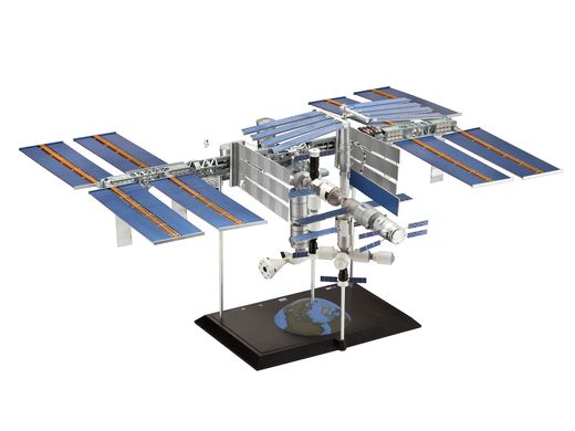 Coffret cadeau maquette spatiale : 25e Anniversaire Station ISS 1/144 - Revell 05651
