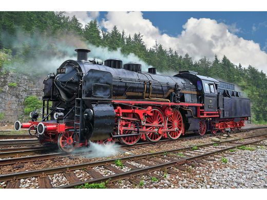 Maquette de train - Locomotive express S3/6 BR18(5) avec tender 2‘2’T 1/87 - Revell 02168