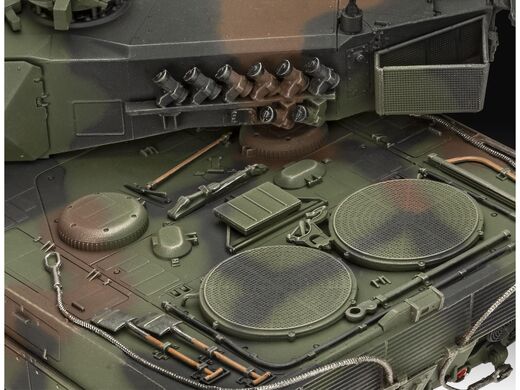 Maquette tank : 70 ans de la Bundeswehr - Leopard 2 A6A2 Édition exclusive 1/35 - Revell 05631