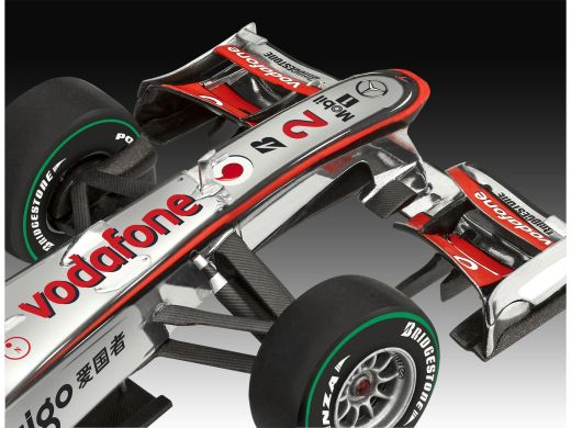 Maquette de voiture : Vodafone McLaren Mercedes MP4-25 L. Hamilton 1/24 - Revell 07096