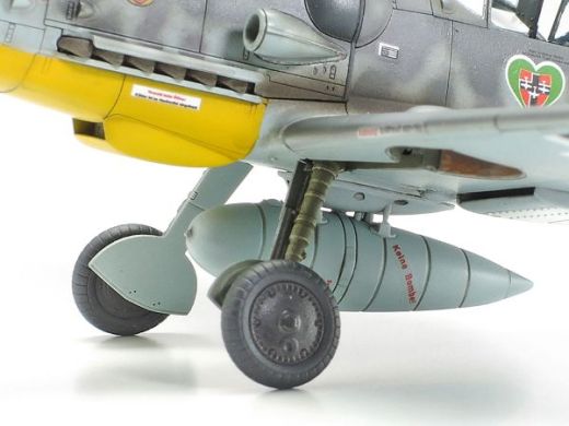 Maquette avion militaire : Messerschmitt Bf109 G-6 - 1/72 - Tamiya 60790
