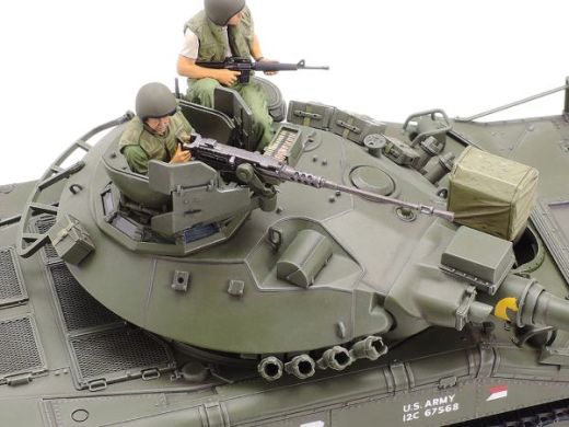 Maquette char d'assaut : Us Airborne Tank M551 Sheridan - 1/35 - Tamiya 35365